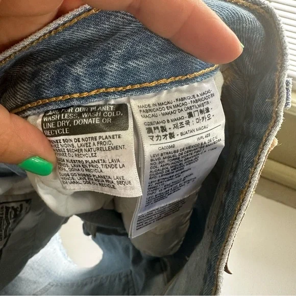 501 Levi’s original high waisted shorts EUC denim shorts size 30 - Picture 8 of 13